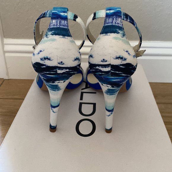 COPY - Brand new Aldo high heels (size 6) - Picture 2 of 3